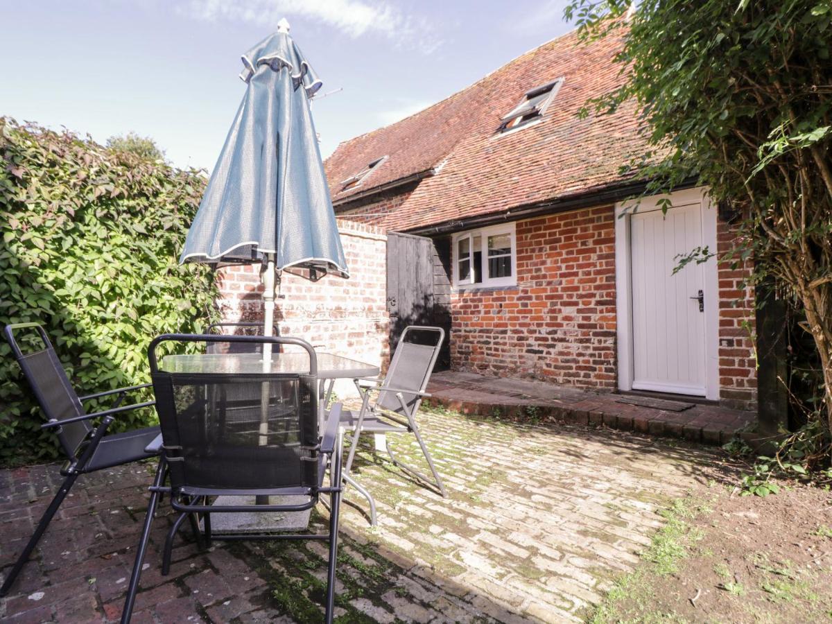 Brew Cottage Chislet Buitenkant foto