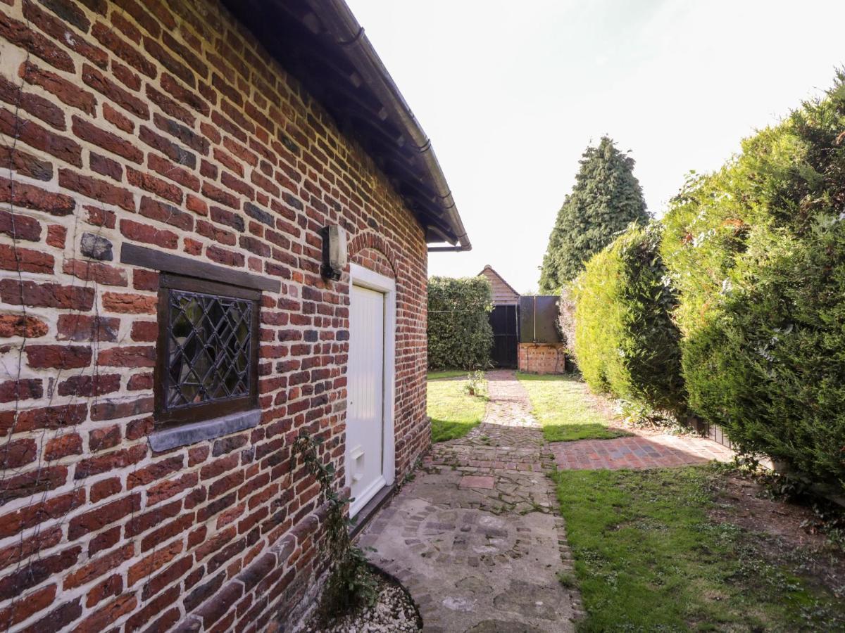 Brew Cottage Chislet Buitenkant foto
